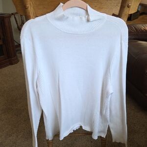 Liz Claiborne Cream Ribbed Sweater